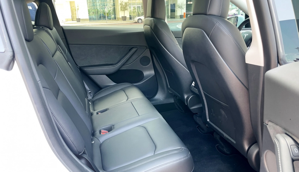 Picture Tesla Model Y Long Range 2022 